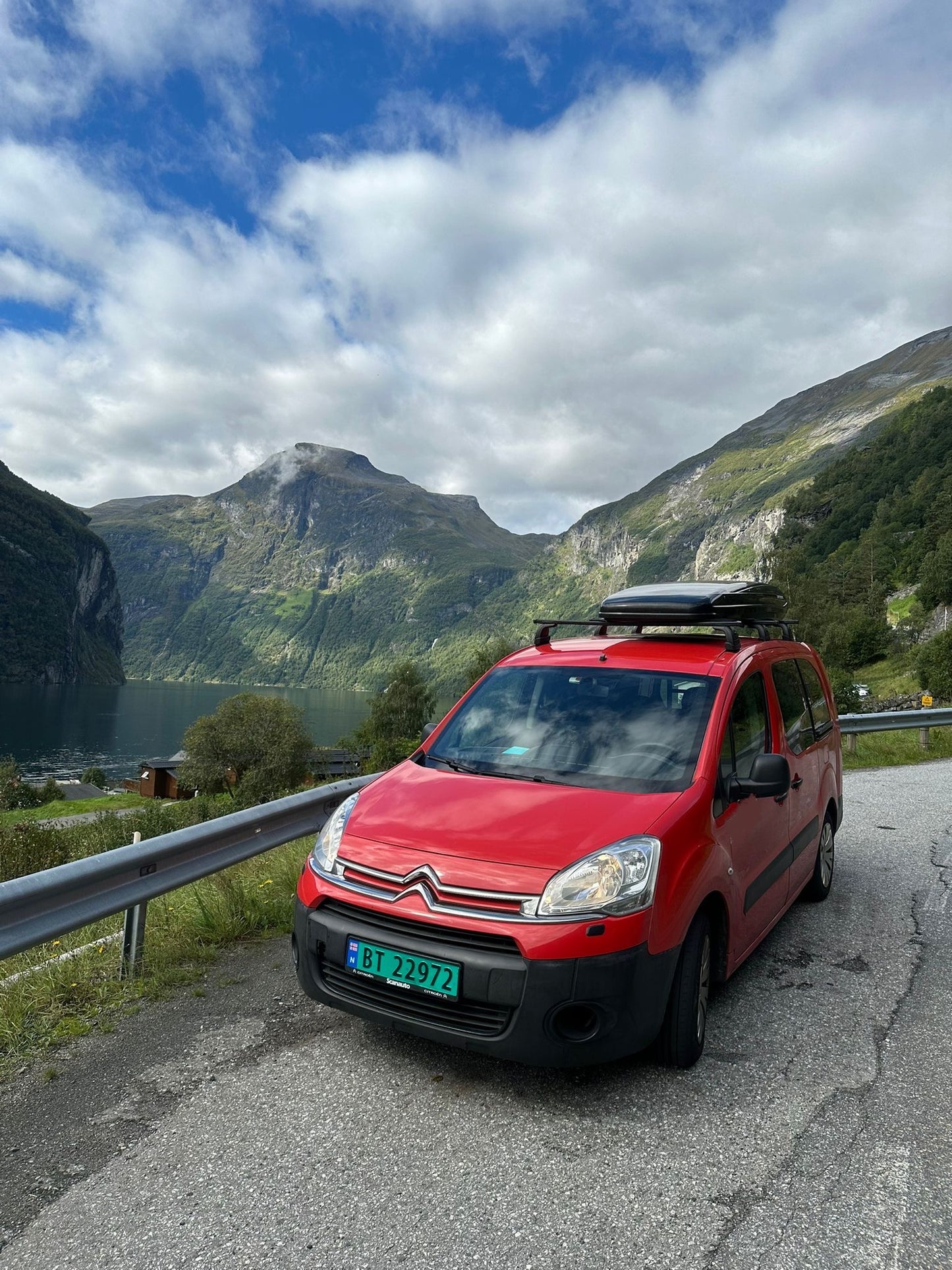 S5 Peugeot Mini Campervan Automatic, Category B