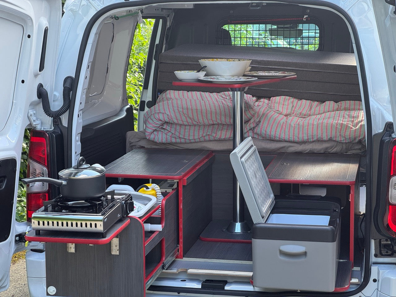 S7 Electric Peugeot Mini Campervan Automatic, Category B